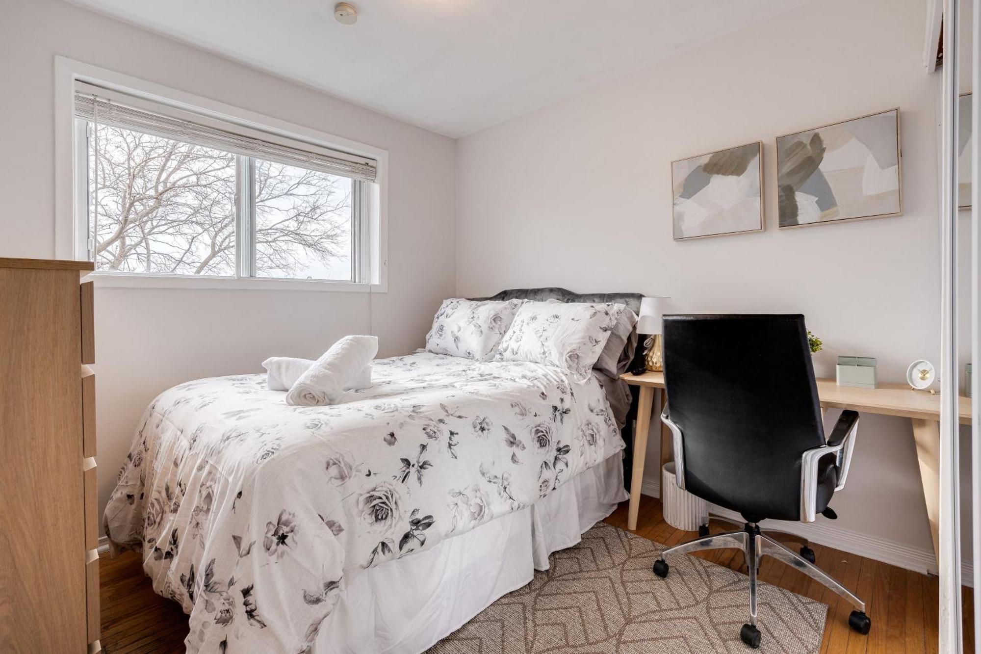 Eglinton West Guest Suite Toronto Dış mekan fotoğraf